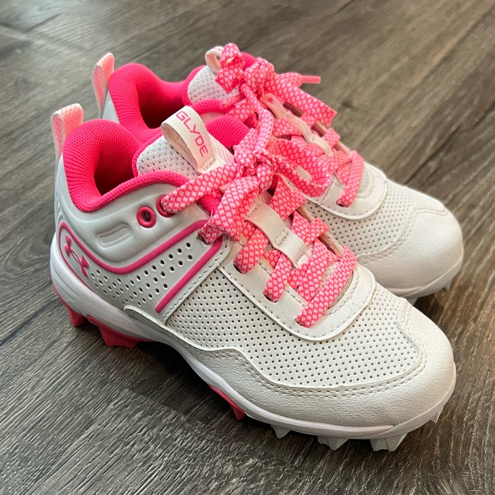 Brand New Girls Under Armour cleats size 10K